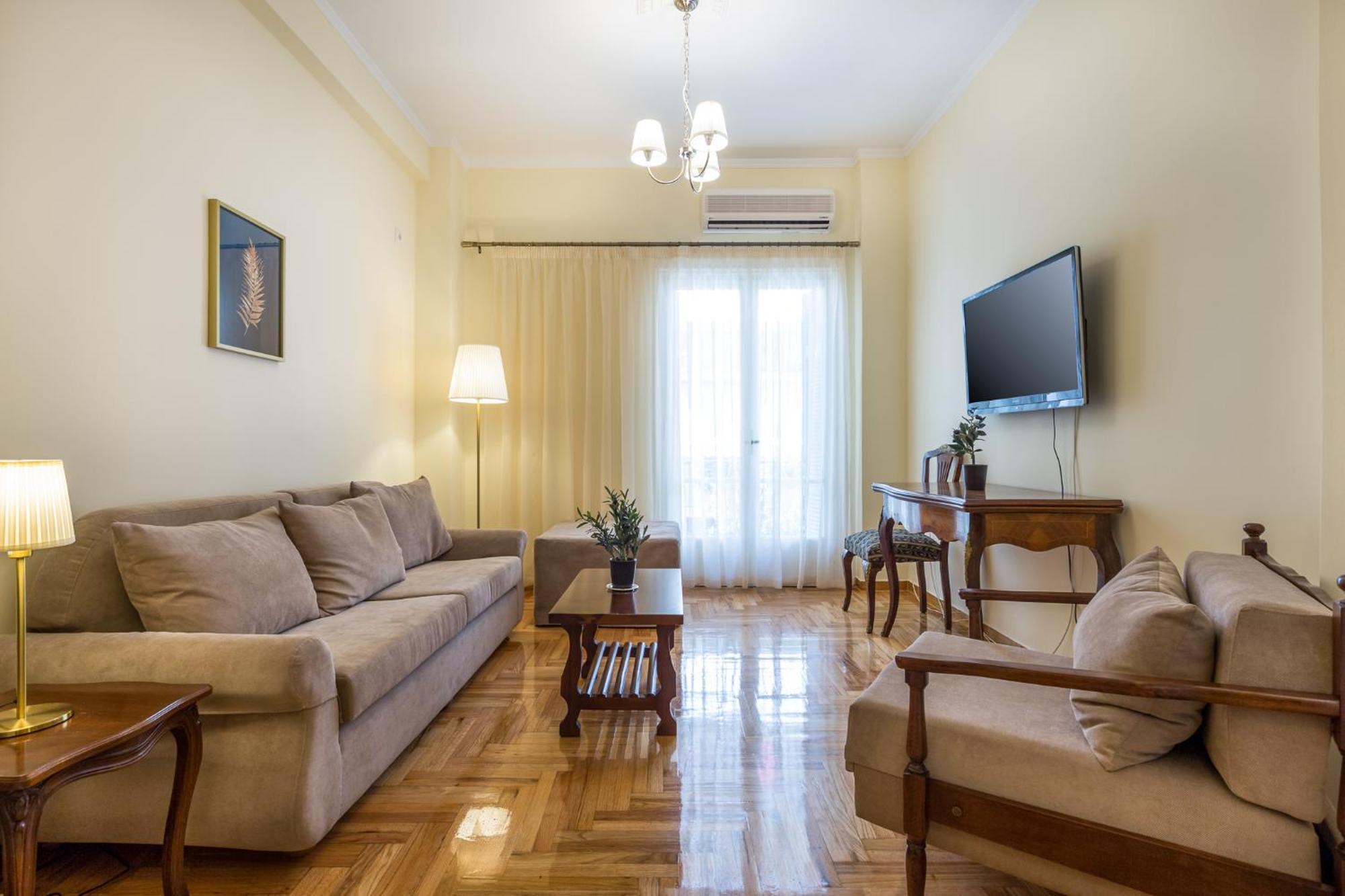Chic Flat In Kolonaki Next To American Embassy Apartment